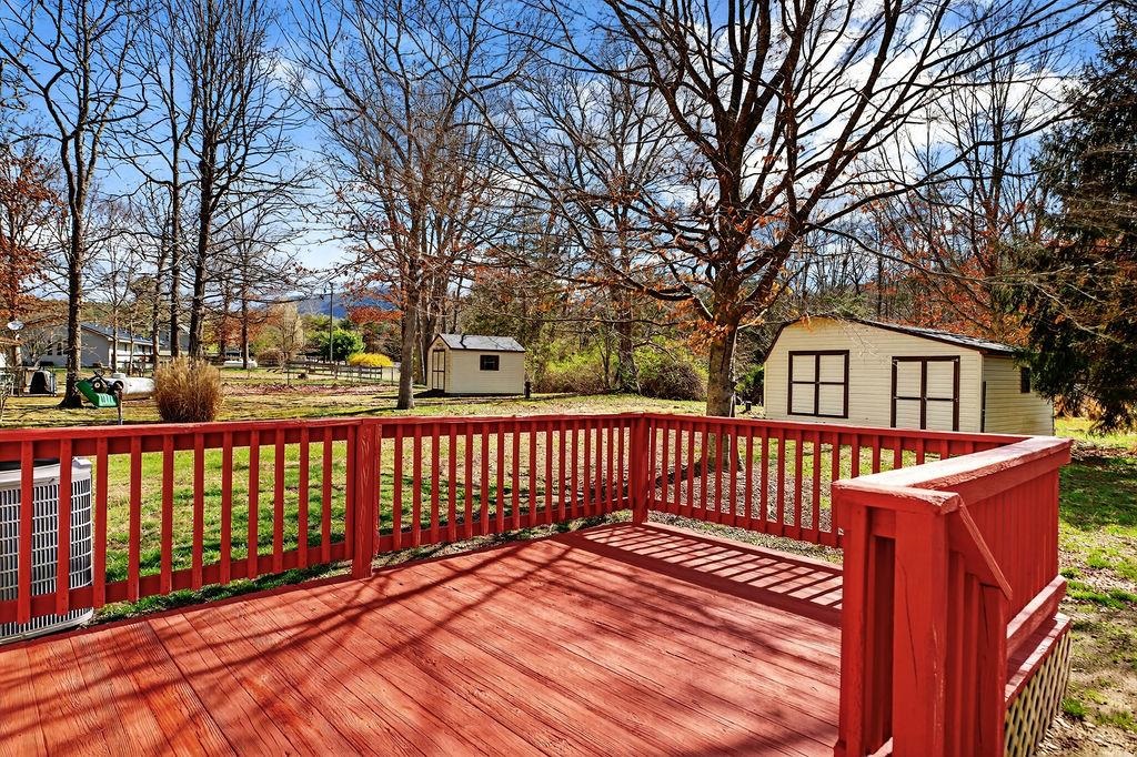 5014 Cold Springs Road Raphine, VA 24472 - Photo 8 of 47