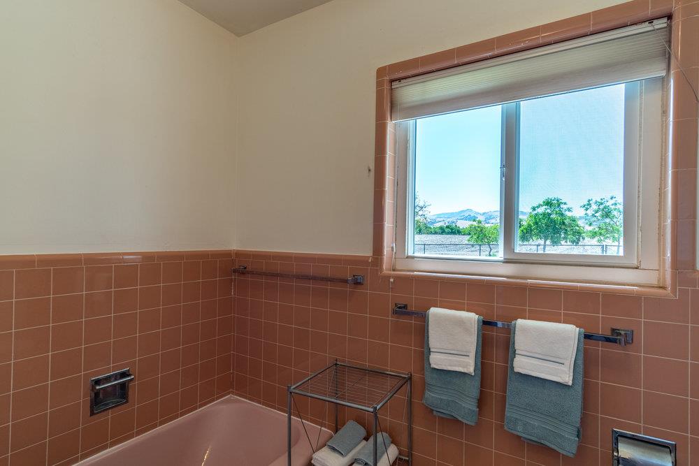 1177 Orchard Road Hollister, CA 95023 - Photo 23 of 79