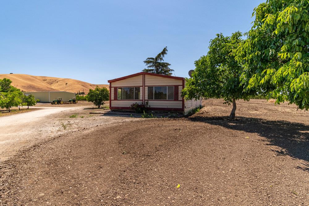 1177 Orchard Road Hollister, CA 95023 - Photo 52 of 79 a view of a street with a houses