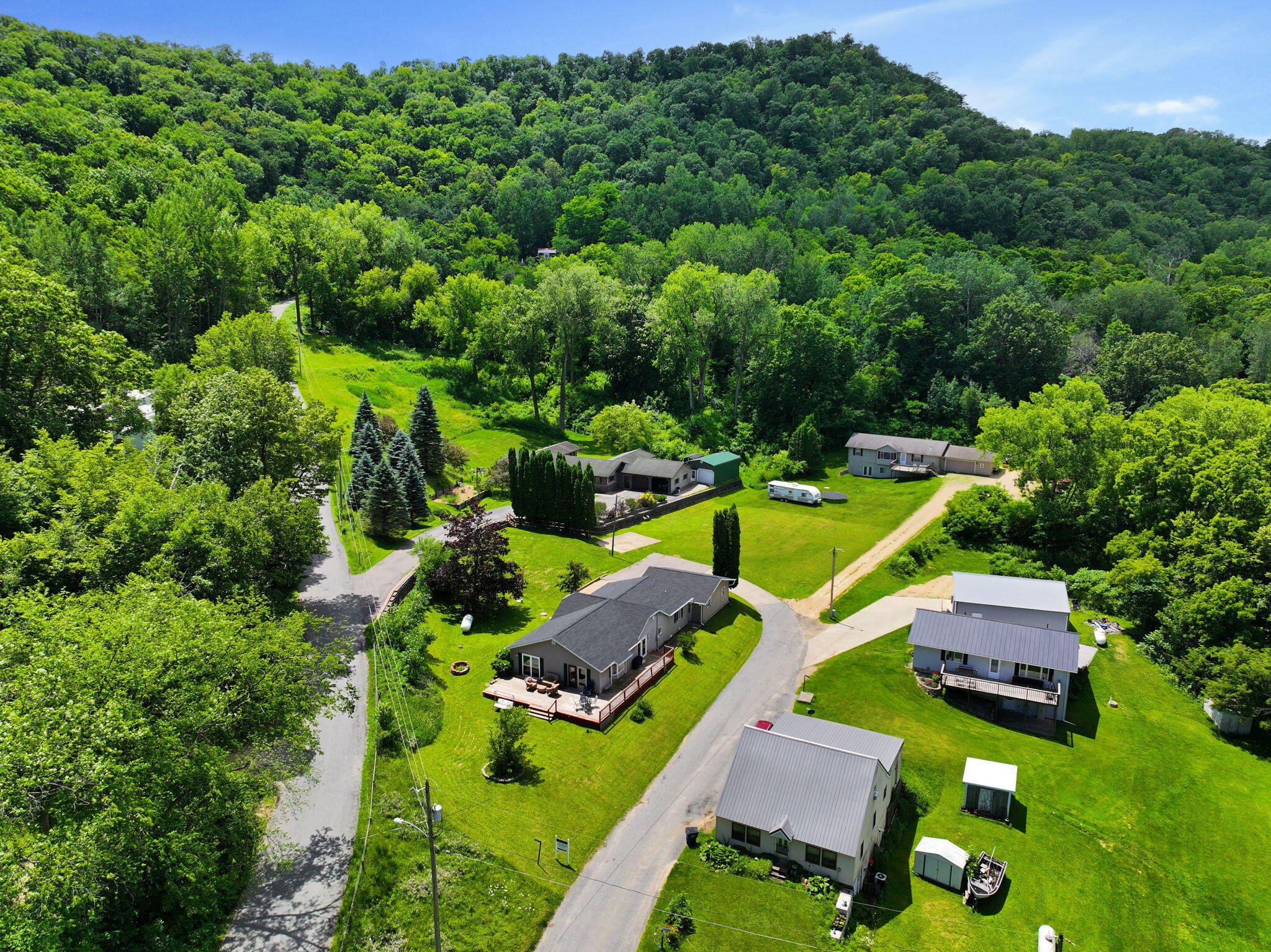 46825 Oak Hill Road Dresbach, MN 55947 - Photo 24 of 25 Aerial