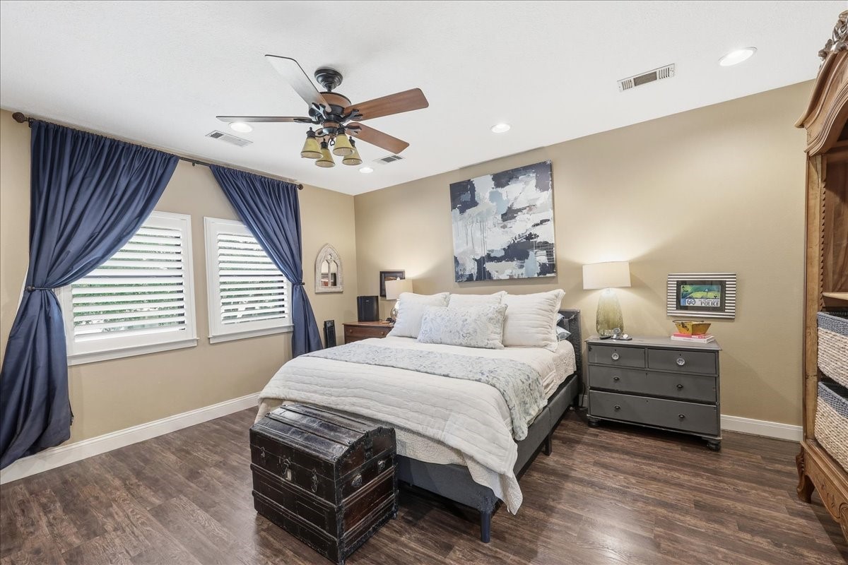 6411 North Farm To Market 565 Road Baytown, TX 77523 - Photo 11 of 40
