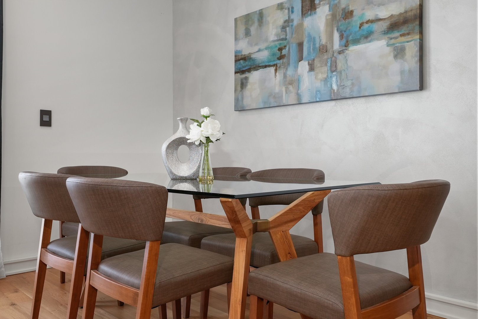 1605 West Ohio Street, Unit 2 Chicago, IL 60622 - Photo 19 of 38 a view of a dining room with furniture and wooden floor
