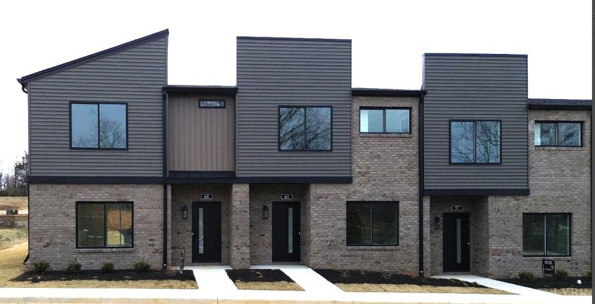 18 Shotman Road Rustburg, VA 24588 - Photo 1 of 10 a front view of a house with balcony