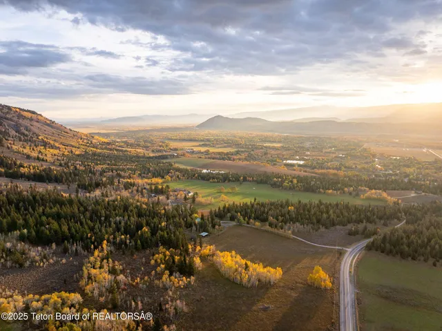 $34,999,999 | 6255 Highway 22, Wilson, WY 83014