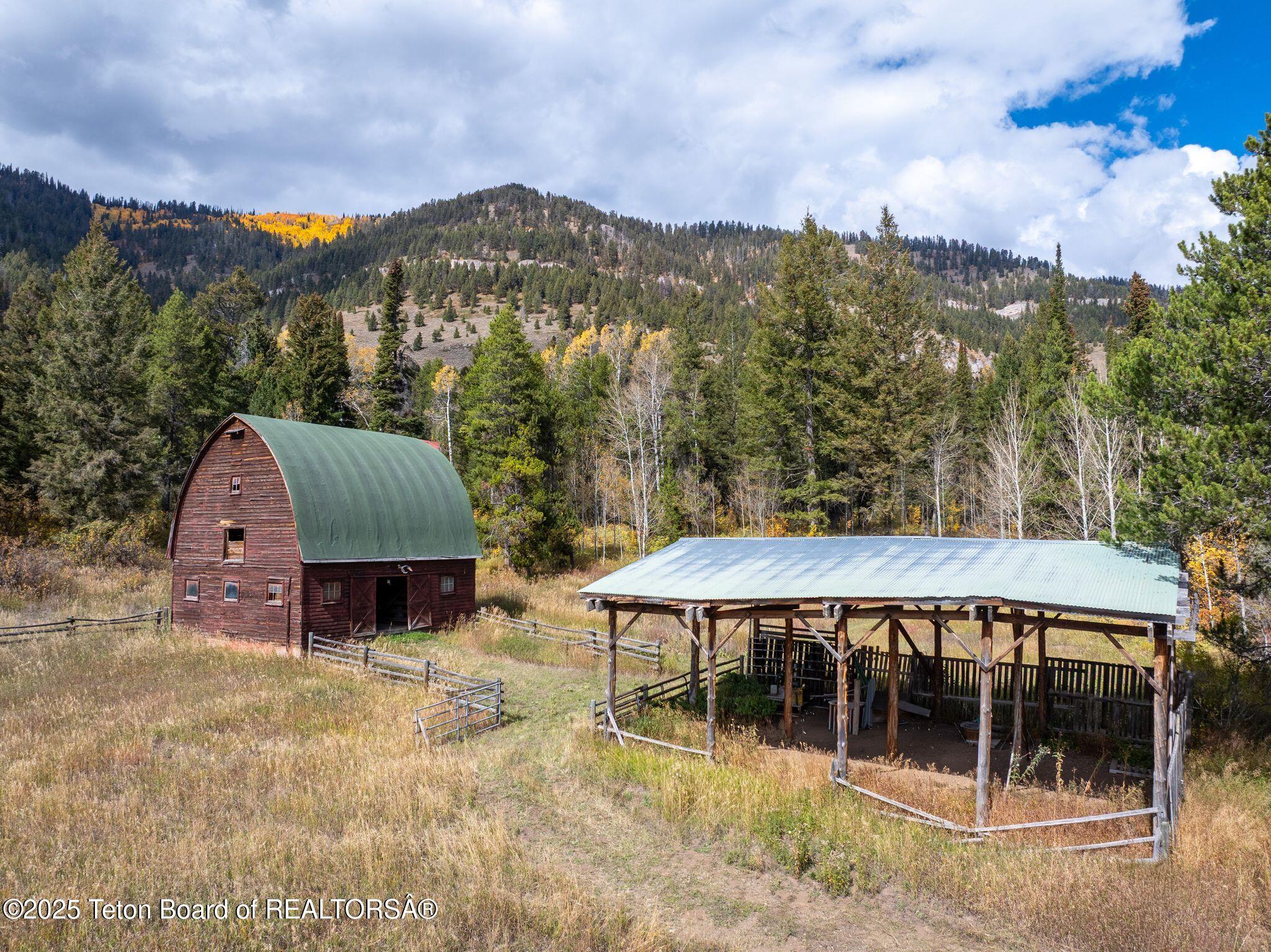 6255 Highway 22 Wilson, WY 83014 - Photo 27 of 36 6255 W Hwy 22-27