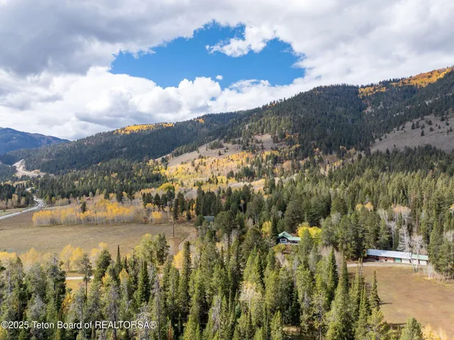 $34,999,999 | 6255 Highway 22, Wilson, WY 83014