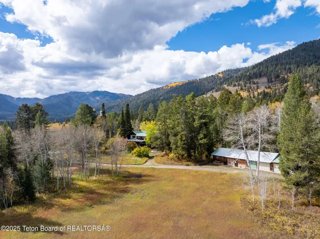 $34,999,999 | 6255 Highway 22, Wilson, WY 83014
