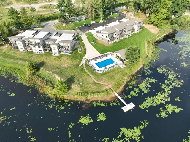 $625,000 | 169 McClung Road, Unit 203, La Porte, IN 46350