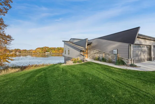 $625,000 | 169 McClung Road, Unit 203, La Porte, IN 46350