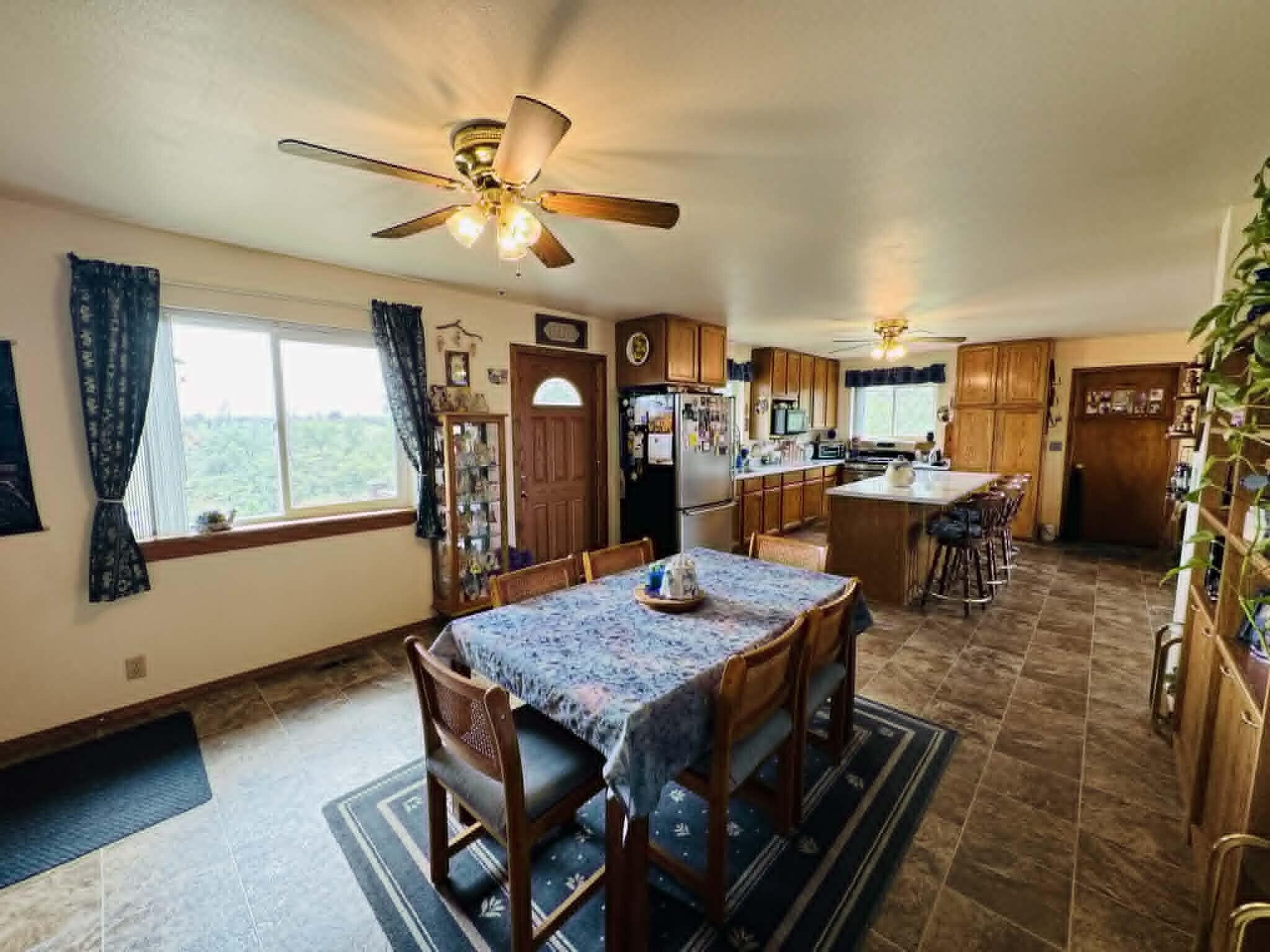 6231 Ridgetop Road Anderson, CA 96007 - Photo 21 of 49 74