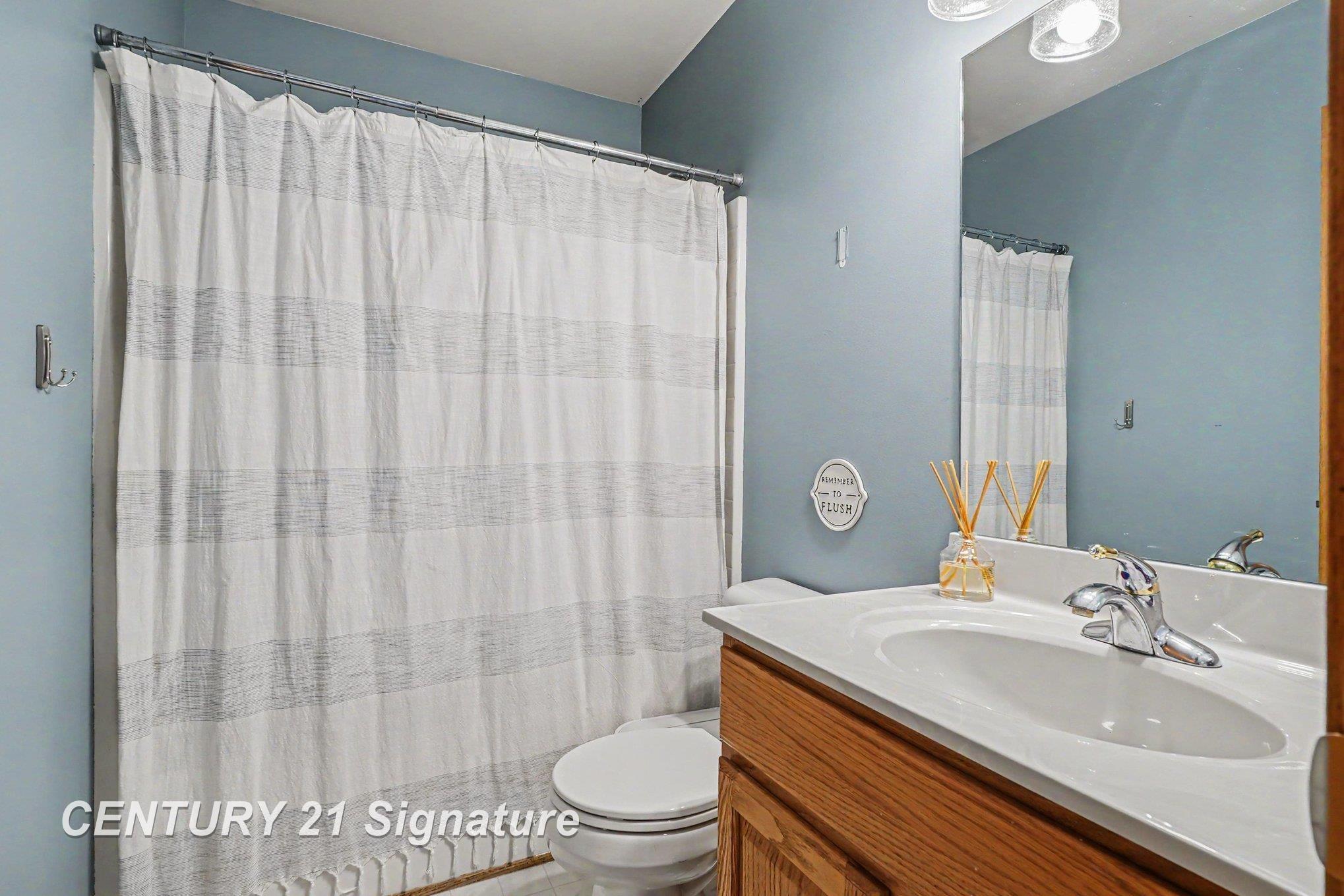 3790 North Gleaner Road Freeland, MI 48623 - Photo 17 of 45
