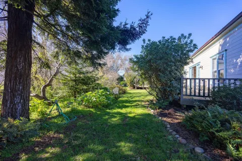 $2,695,000 | 393 Stage Road, Pescadero, CA 94060