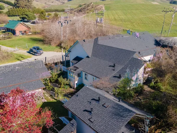 $2,695,000 | 393 Stage Road, Pescadero, CA 94060