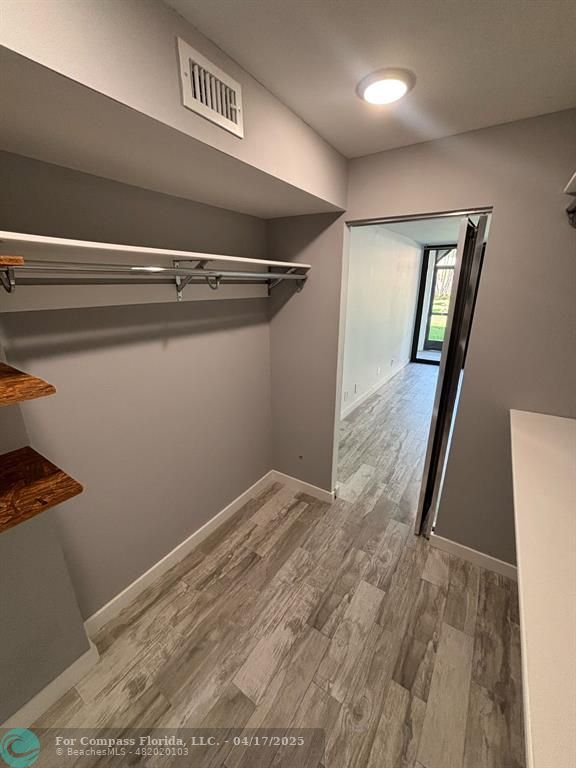 1629 Riverview Road, Unit 120 Deerfield Beach, FL 33441 - Photo 20 of 28 Main bedroom Walk In Closet