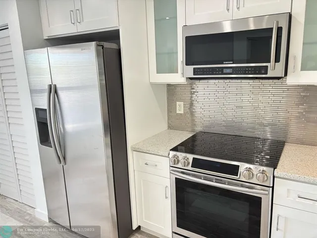 $3,299 | 1629 Riverview Road, Unit 120, Deerfield Beach, FL 33441