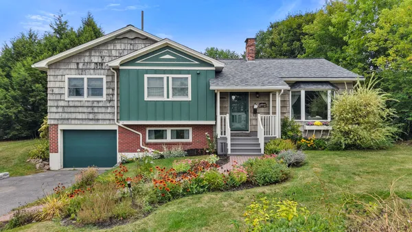 $299,900 | 4 Park Avenue West, Brewer, ME 04412