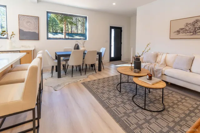 $1,160,000 | 1101 Sonora Avenue, South Lake Tahoe, CA 96150