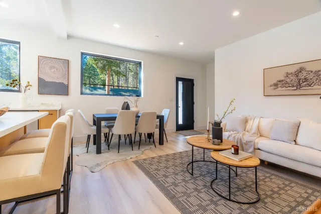 $1,160,000 | 1101 Sonora Avenue, South Lake Tahoe, CA 96150