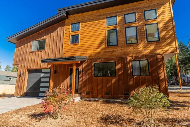 $1,160,000 | 1101 Sonora Avenue, South Lake Tahoe, CA 96150