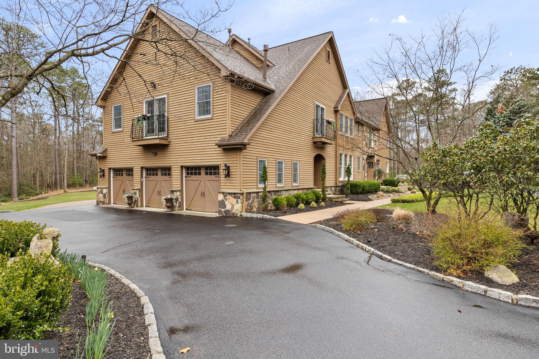 84 Gottliebs Field Road Medford, NJ 08055 - Photo 3 of 54 3 Car Garage