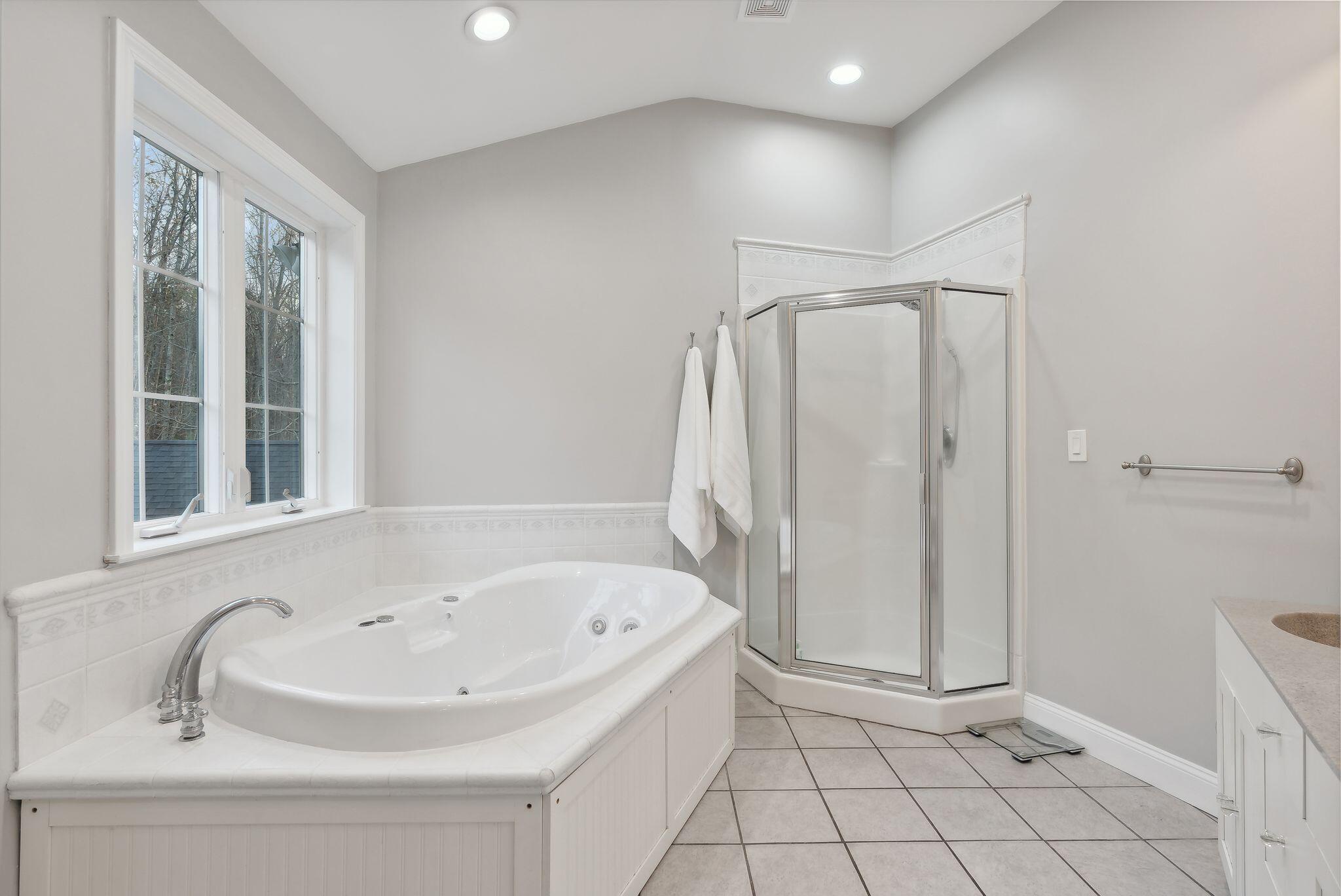 12 Harbor Ridge Road Freeport, ME 04032 - Photo 24 of 55 58_DSC09312
