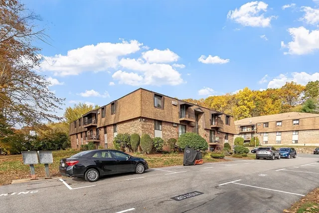 a car parked in front of a building