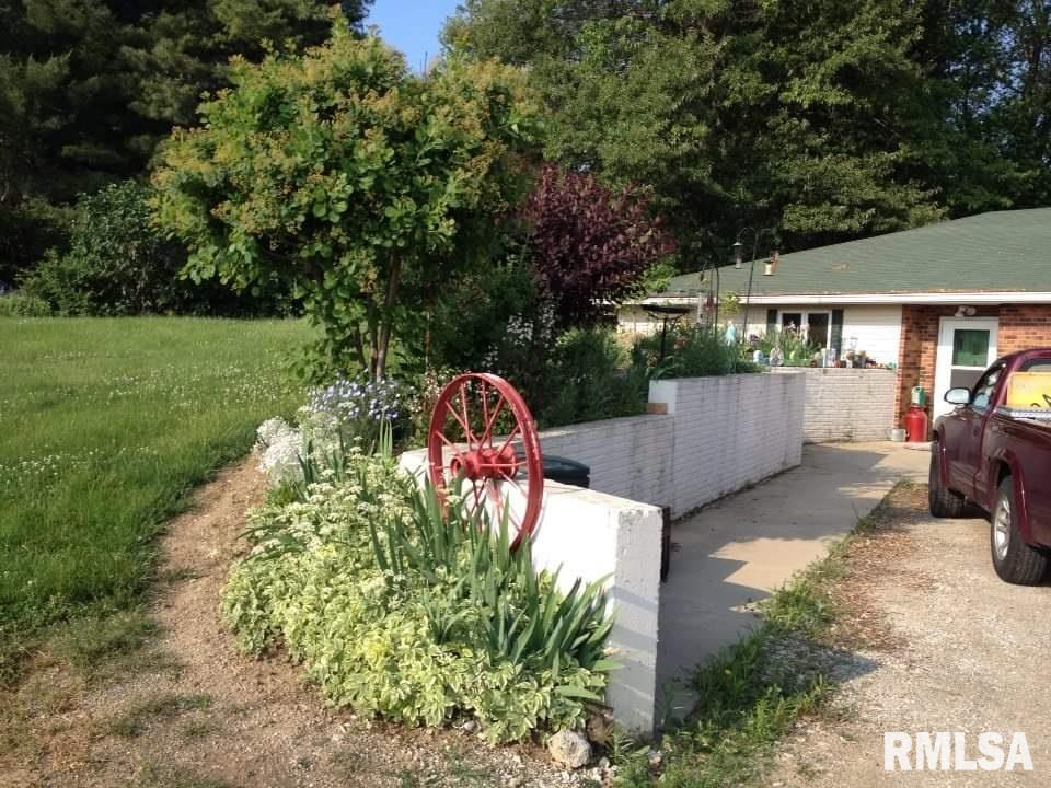 5943 Prairie School Road Riverton, IL 62561 - Photo 26 of 28