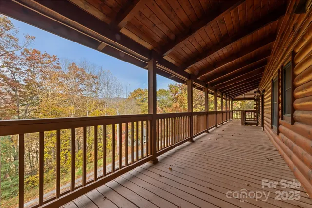 $785,000 | 207 Longridge Lane, Waynesville, NC 28785