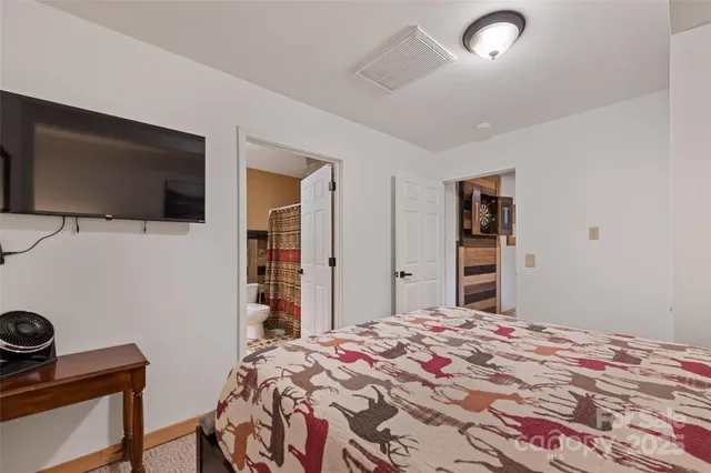 $785,000 | 207 Longridge Lane, Waynesville, NC 28785