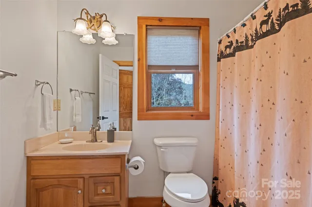 $785,000 | 207 Longridge Lane, Waynesville, NC 28785