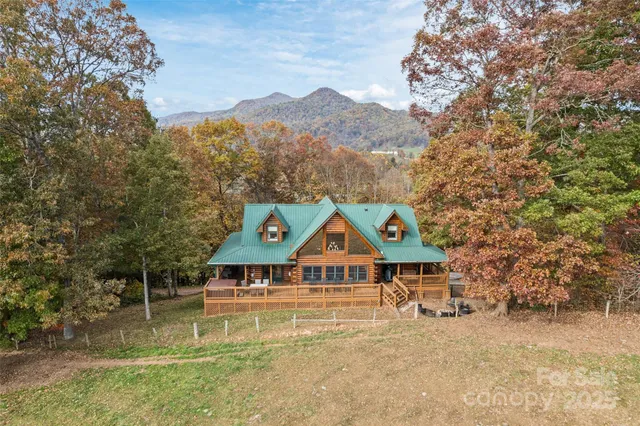 $785,000 | 207 Longridge Lane, Waynesville, NC 28785