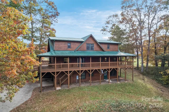 $785,000 | 207 Longridge Lane, Waynesville, NC 28785