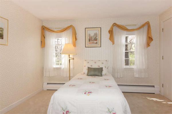 590 Heald Road Carlisle, MA 01741 - Photo 8 of 16