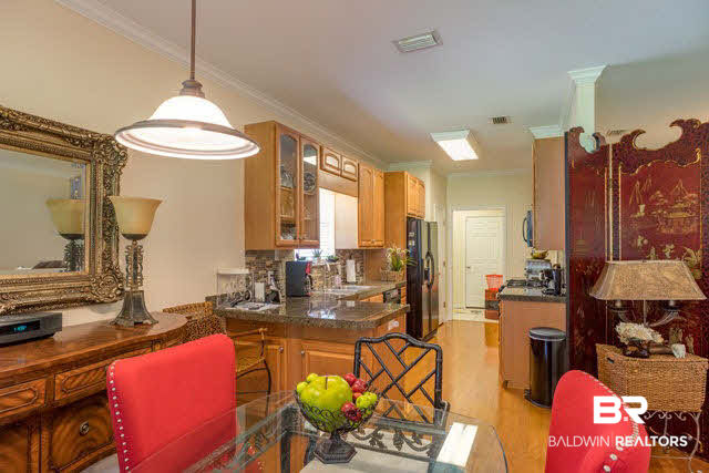 161 Club Drive Fairhope, AL 36532 - Photo 7 of 24 Brkfast to Kitchen