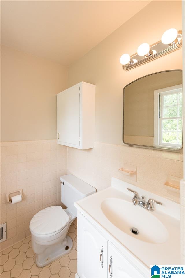 821 Woodvale Road Birmingham, AL 35222 - Photo 28 of 35