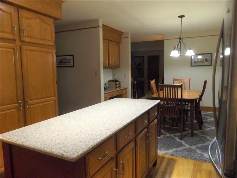 4575 Dutch Ridge Road Beaver, PA 15009 - Photo 3 of 24