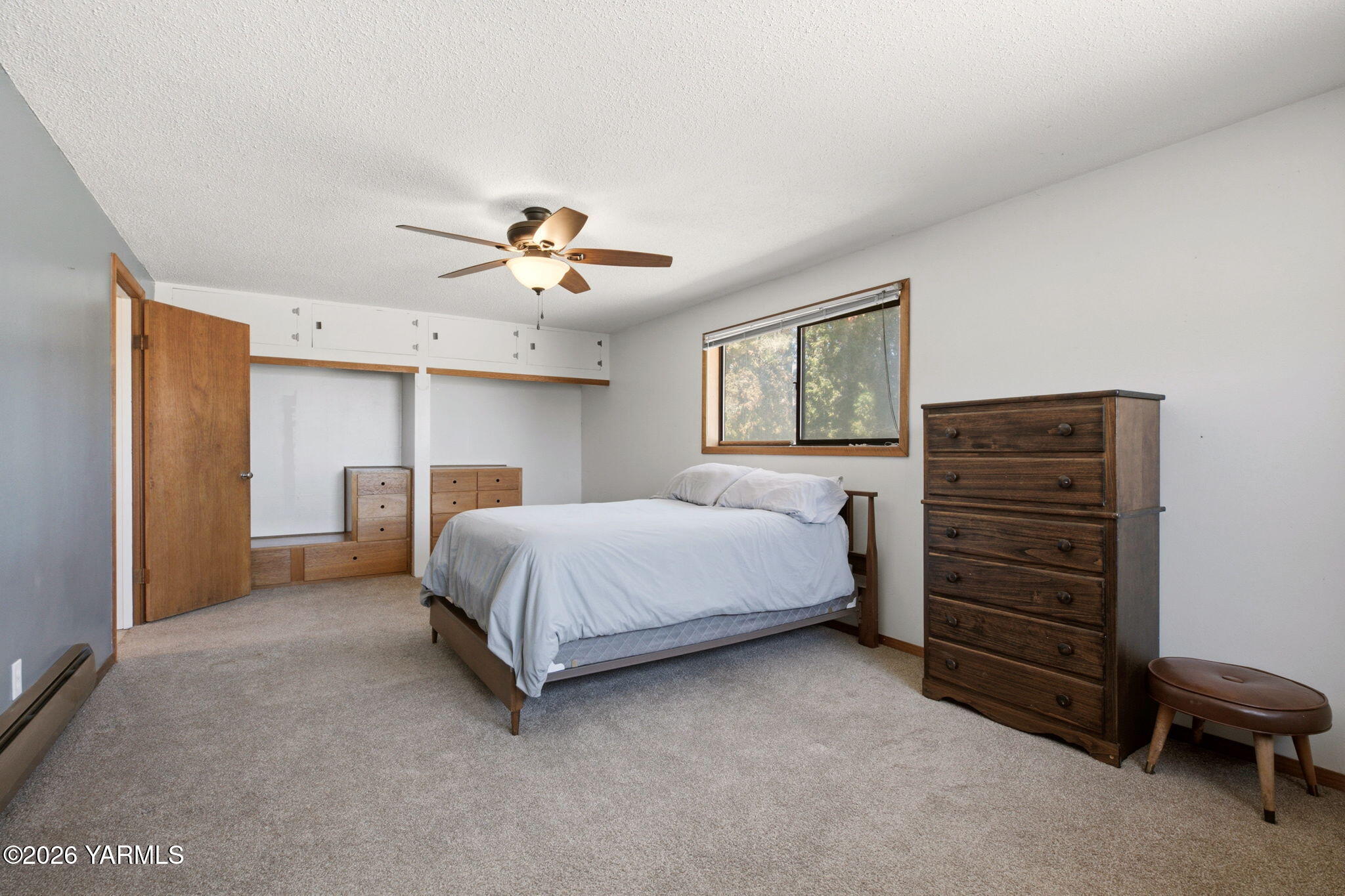 15791 Rutherford Road Yakima, WA 98903 - Photo 22 of 31 Primary Bedroom
