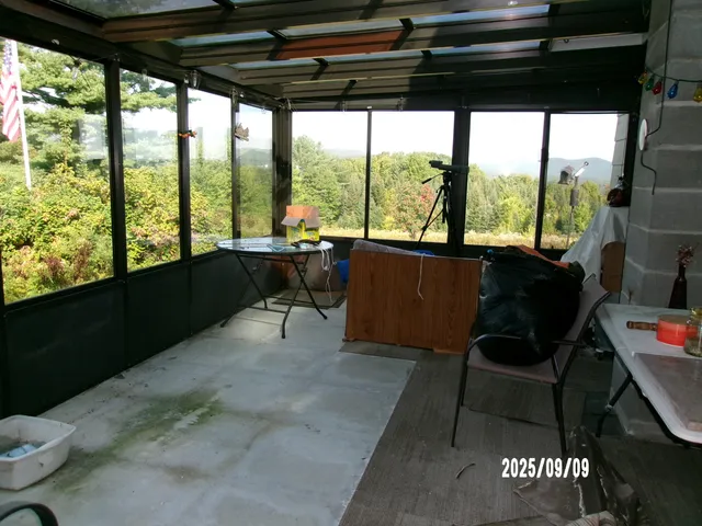 $289,000 | 20 Dyke Drive, Canton, ME 04221