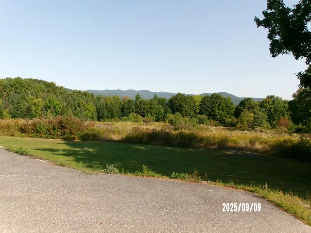 $289,000 | 20 Dyke Drive, Canton, ME 04221