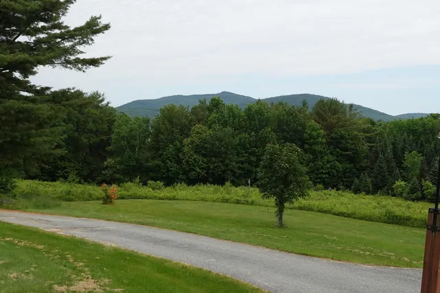 $289,000 | 20 Dyke Drive, Canton, ME 04221