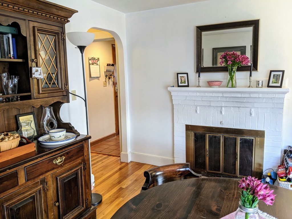 31 Shean Road, Unit 2 Belmont, MA 02478 - Photo 4 of 12
