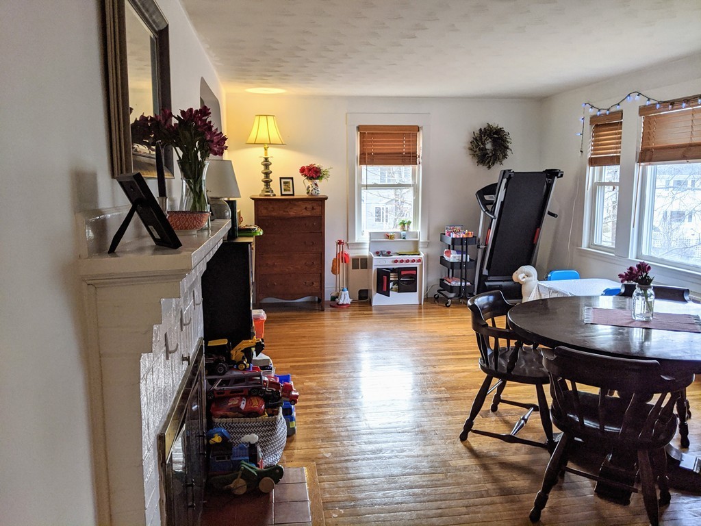 31 Shean Road, Unit 2 Belmont, MA 02478 - Photo 5 of 12