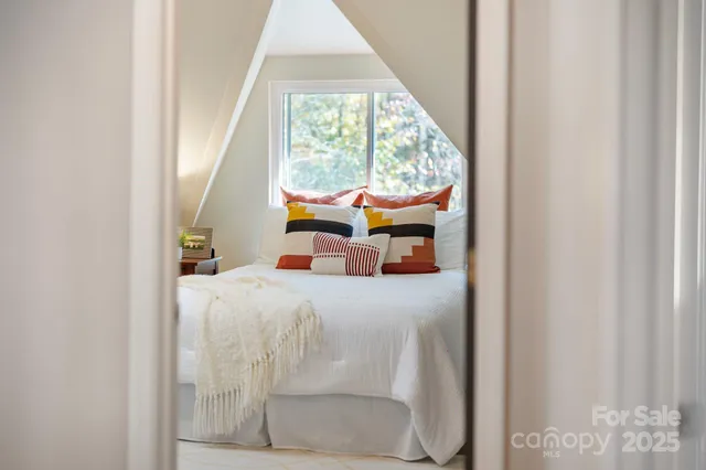 $825,000 | 10200 Amsterdam Drive, Mount Pleasant, NC 28124