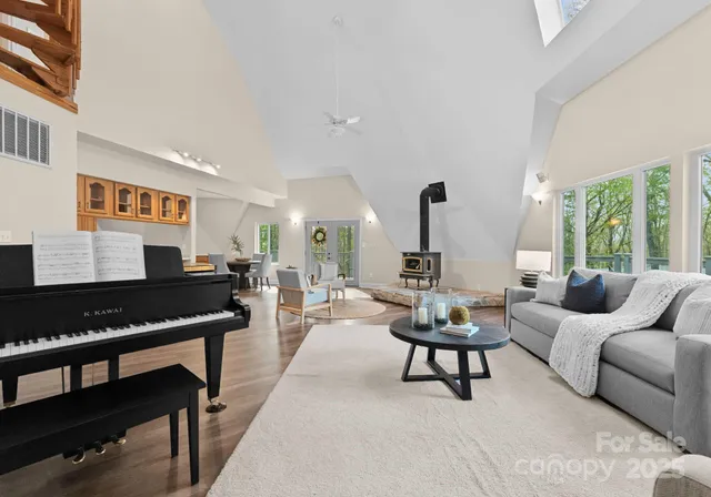 $825,000 | 10200 Amsterdam Drive, Mount Pleasant, NC 28124