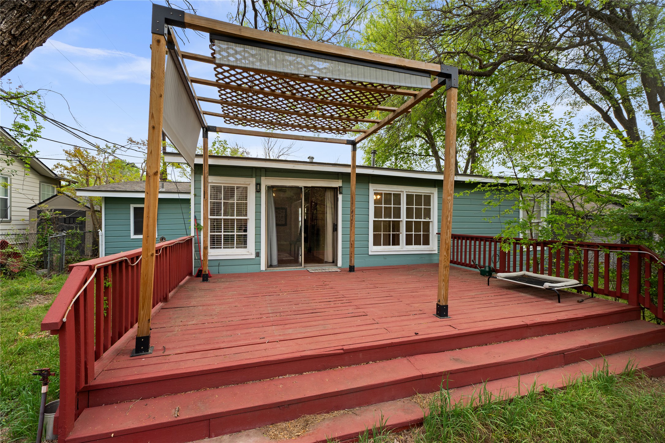 2639 West 45th Street Austin, TX 78731 - Photo 20 of 29 View of deck