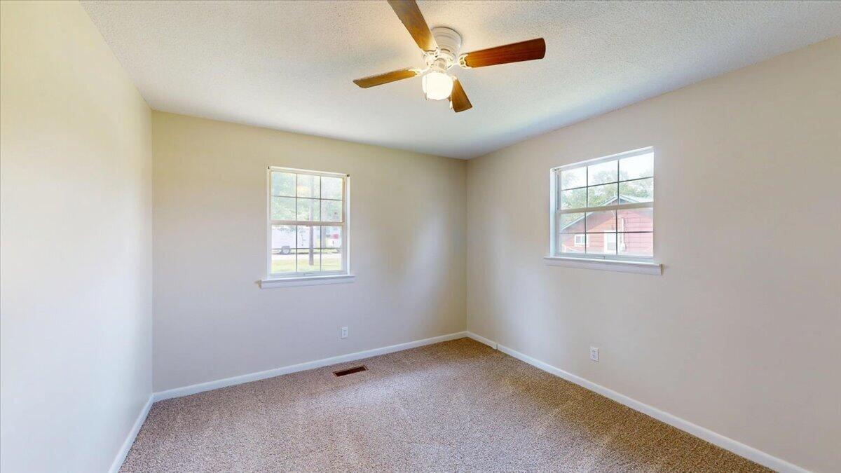 284 Rutland Avenue Dunlap, TN 37327 - Photo 35 of 43 37-284-Rutland-Ave-06272026_144752