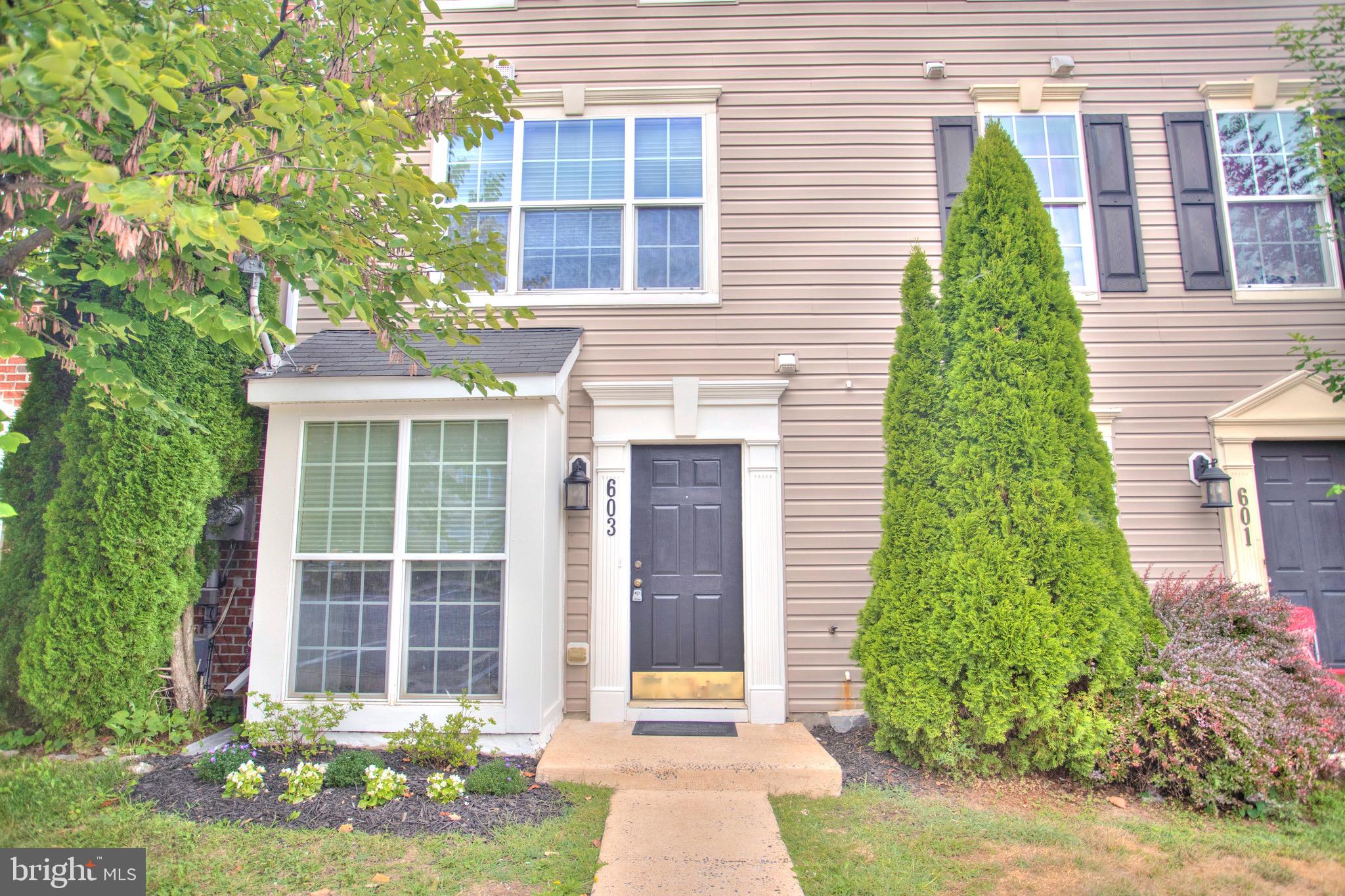 603 Tivoli Road Frederick, MD 21703 - Photo 3 of 38