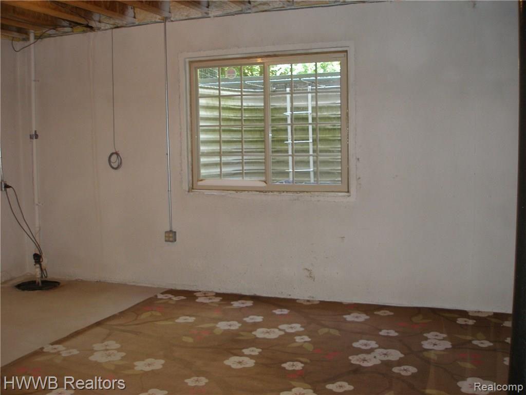 3772 Windingbrook Circle, Unit 16 Rochester Hills, MI 48309 - Photo 37 of 41