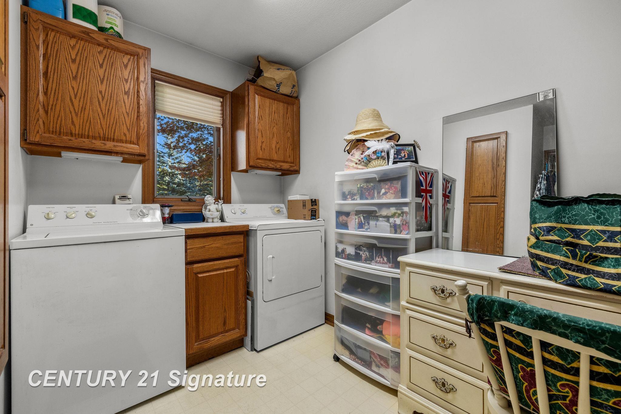3137 Midland Road Saginaw, MI 48603 - Photo 41 of 85
