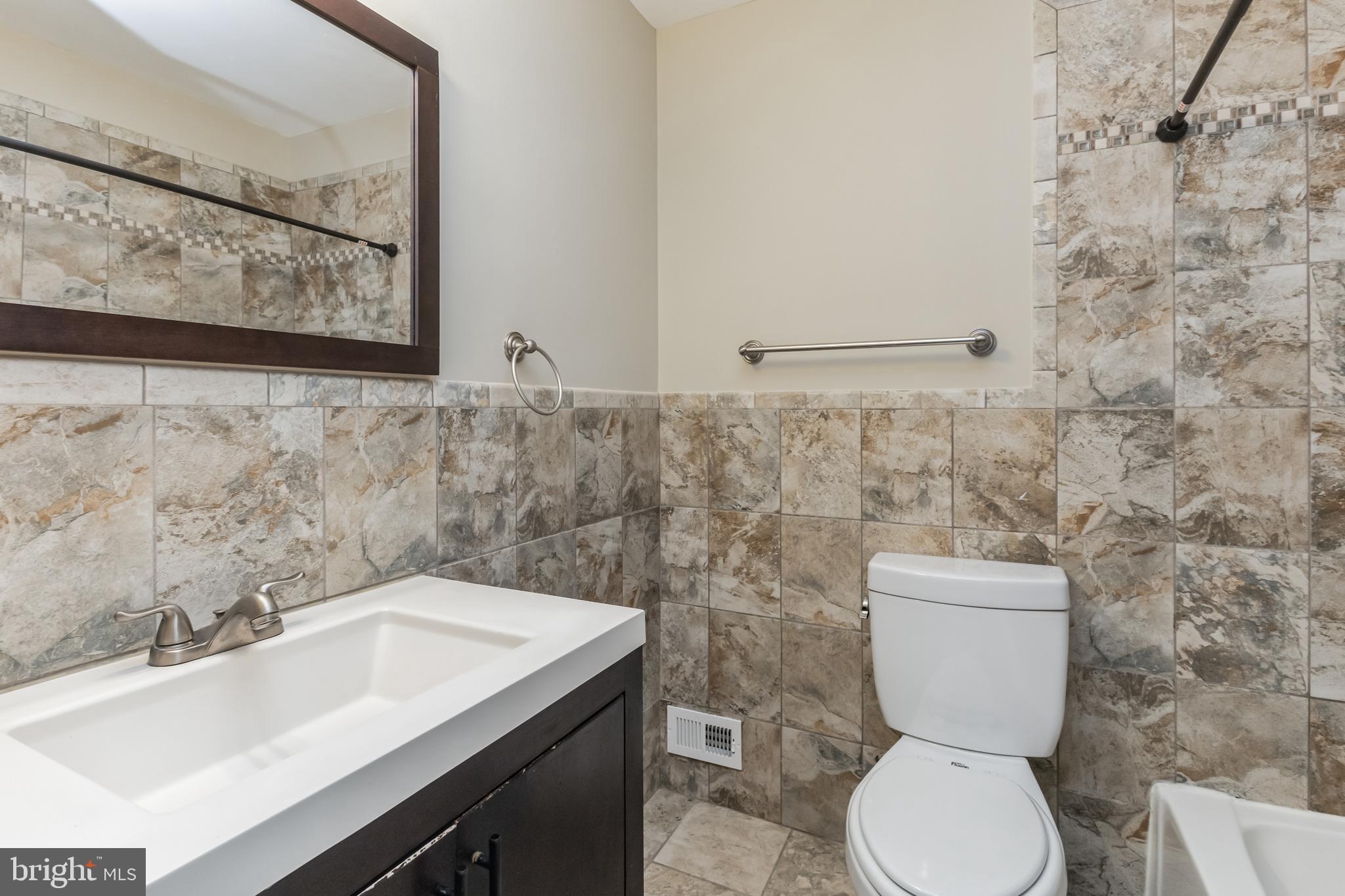 502 West Deer Park Road, Unit 17G Gaithersburg, MD 20877 - Photo 18 of 27